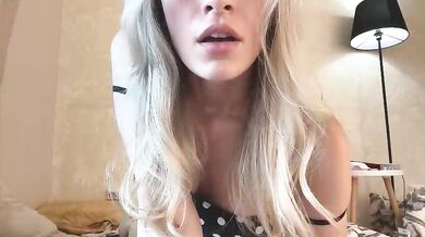 fflloowweerr Chaturbate Young Blonde Boobs Show