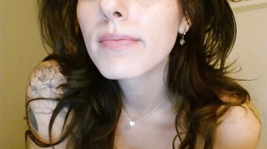 Xoveronicalove Chaturbate Topless Dildo Suck