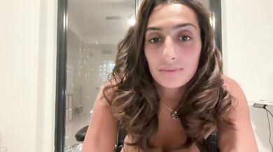 Camiliakxoxo Squirt Cum with Vibrator Chaturbate