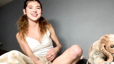 lil_luca Chaturbate Naked Strip