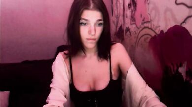 dark_horny_witch Chaturbate New Camgirl Topless Strip