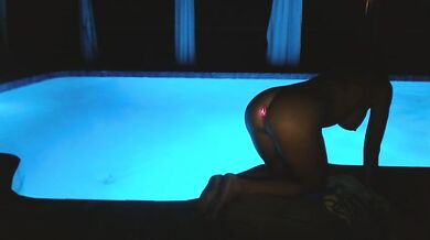 dazeydo Naked Poolside Pussy Play with lovense Chaturbate