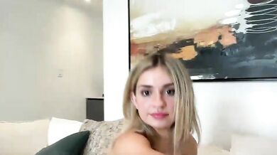 laceythomass Pool & Topless Strip Chaturbate