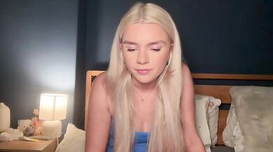 sabrinamasson Glass Dildo Pussy Chaturbate