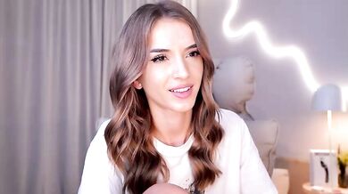 entya Dildo Cumshow Chaturbate