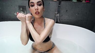 sophia-moore Flirt4free Bath Show Boobs