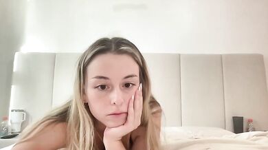 breexthompson sophiexmeadow Teens Tease Chaturbate