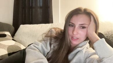 laylahlaylah1 Naked Ass & Underboobs Flash Chaturbate