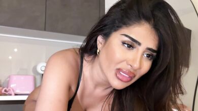 ArabicBarbie Flash Nipple Cam Stripchat