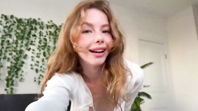 Elli_Harmon Private Toys Pussy Play Chaturbate