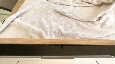 Nadia_L Pussy Play in Lingerie Cam4