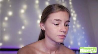 roxxxie_reid Fingering Pussy Chaturbate