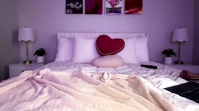 ellebby7 Squirt Cum & Dildo Suck Chaturbate