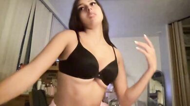 daisyy_belle Chaturbate New Camgirl Tease