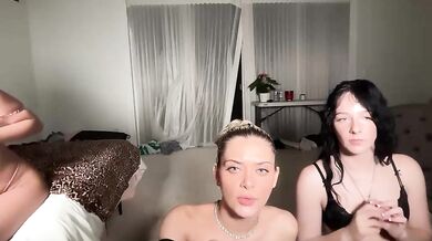 madisontaylorr kendallmonroee Teens Cam Chaturbate