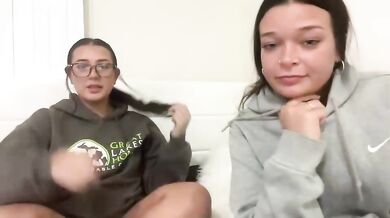 starqueenieee Chaturbate Teens Flash Tits