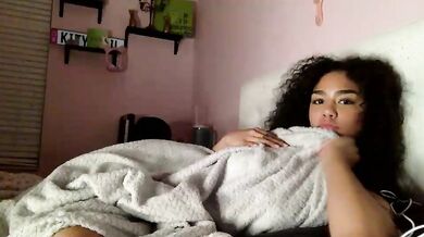 claudiakittyy Chaturbate Teen Dildo Ride