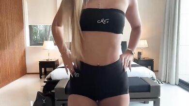 luvlivvyy Bikini Thong Change Chaturbate