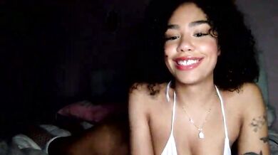 claudiakittyy Dildo Fuck Chaturbate