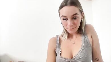 taylormaythompson Flash Boobs Chaturbate