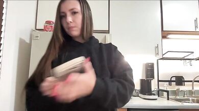 laylahlaylah1 Show Tits & Ass Chaturbate