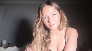 avaowenss Waiting for Cock in Doggy Chaturbate