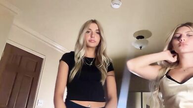 summerclarke2 Boobs Flash Chaturbate