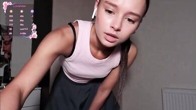 hoaarisa Oily Tits Topless Chaturbate