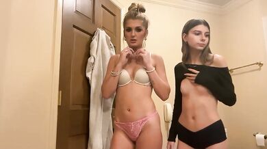 alyssastonee Nude Teen Shower Chaturbate