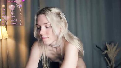 myviolet_rush Chaturbate Slim Teen Topless