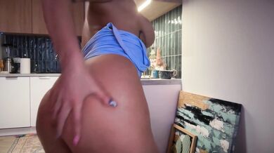 Marakuia054 Naked Strip Stripchat