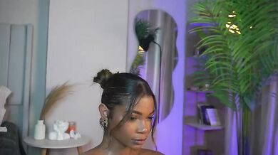 astrea_1 Chaturbate Naked Strip