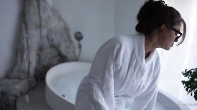 Emblack Bath Dildo Ride Squirt Cum Onlyfans