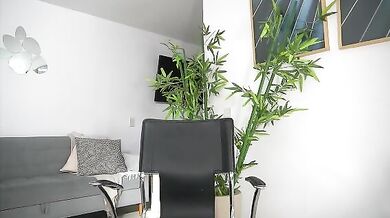 canelasungirl Multi Squirt Cum with Dildo Chaturbate