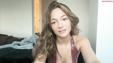 avaowenss Dresses Outfit Try Out Chaturbate