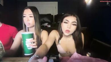maddieblair1 Chaturbate Teen Cam with Friends in Underwear