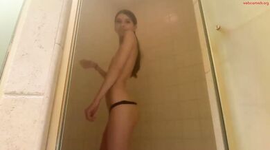 clairewalkerrr Topless Shower Chaturbate