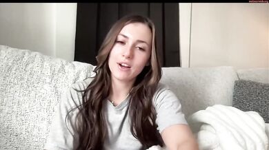 laylahlaylah1 Flash Ass & Boobs Chaturbate