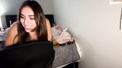 milaseren Chaturbate Topless Strip & Ass Bend Over