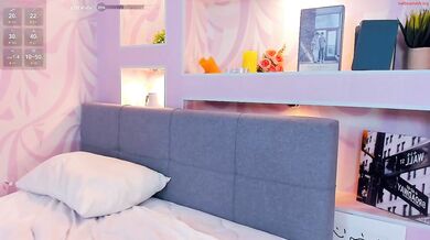 candy_flo Seductive Camgirl Topless Tease Chaturbate