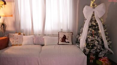 eva_zill_blossom Nude Strip Chaturbate