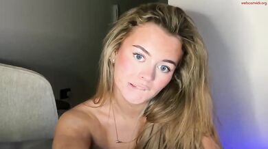 Talia Vainé Teen Topless in Thong Chaturbate