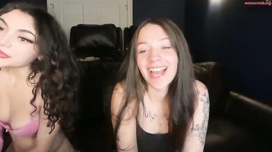 hannahtaylorr Chaturbate Topless Teen Cam