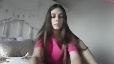 lauramaexo Parents Home Strip Topless Chaturbate