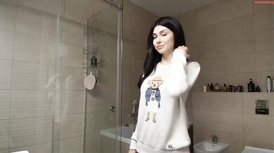 milla_bella Skinny Babe Nude Strip Chaturbate