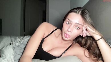 xoharperr American Teen Show Tits & Thong Ass Chaturbate