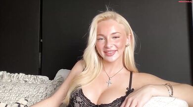 lolasinclairr Webcam Recording in Lingerie Nipslip Chaturbate