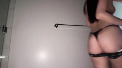 stella pearl 18 Year Old Topless Dance in Thong Chaturbate