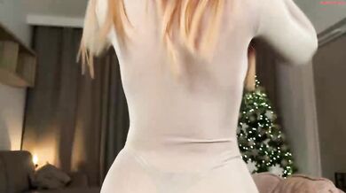 julia_rle Transparent Long Dress Chaturbate