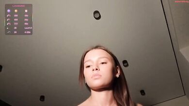 hoaarisa Fingering Pussy Naked Chaturbate